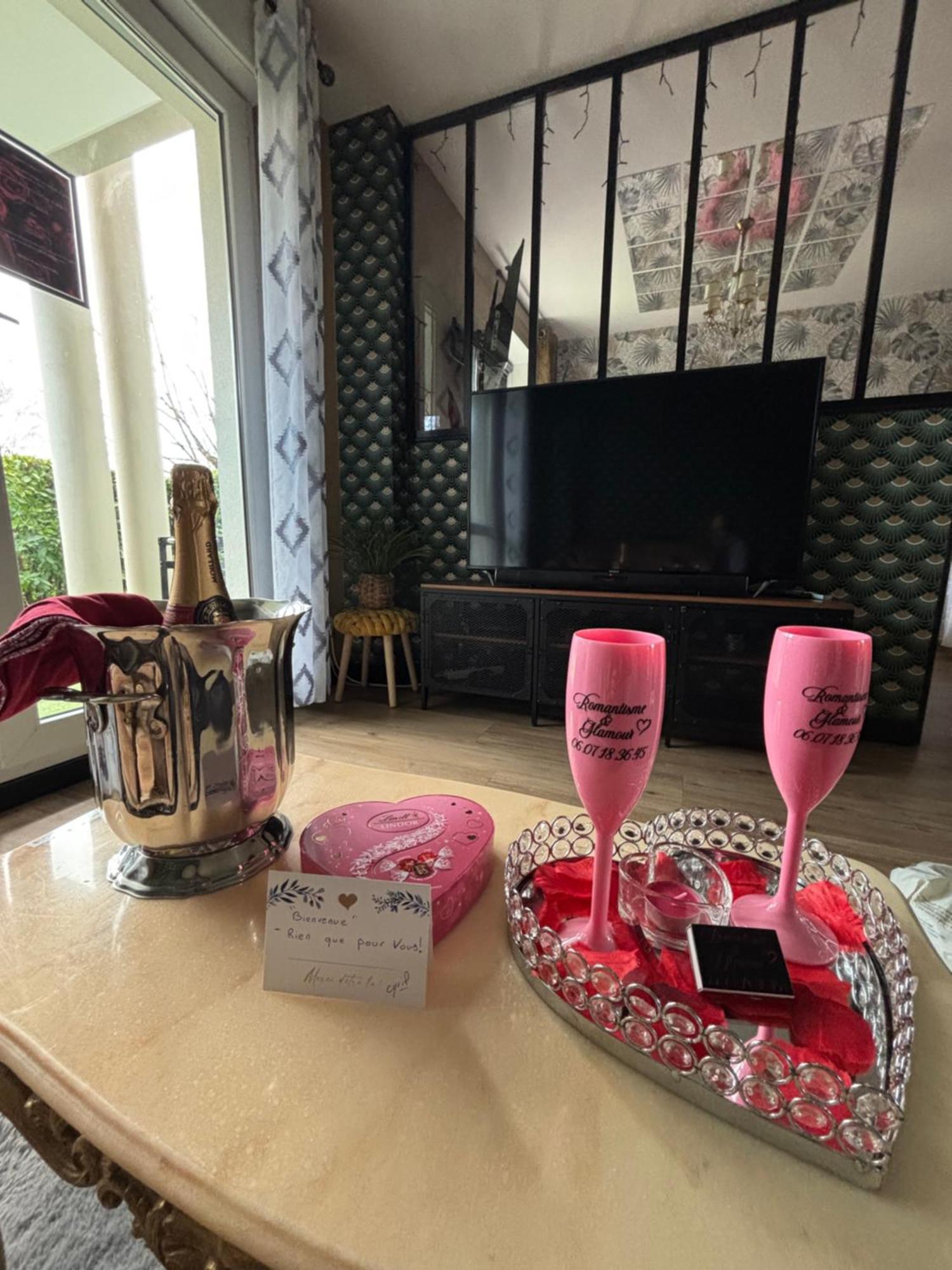 Romantisme Et Glamour Avec Spa ,Jardin Proche Zenith Dijon Eksteriør bilde